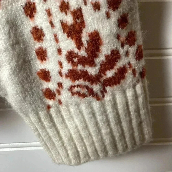 a.n.a NWT Cardigan Sweater Size XXL Button Up Red Paisley Cropped Paisley Comfy - Picture 6 of 10